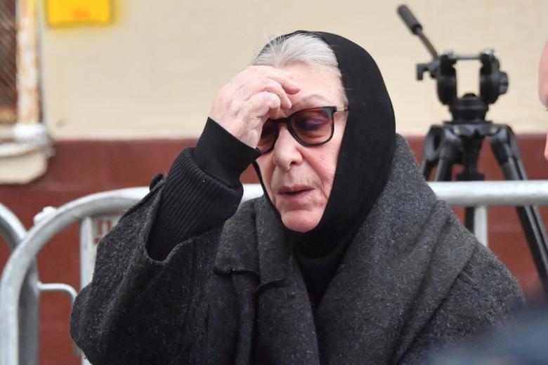 Психолог объяснил, почему актриса Васильева ушла в монастырь