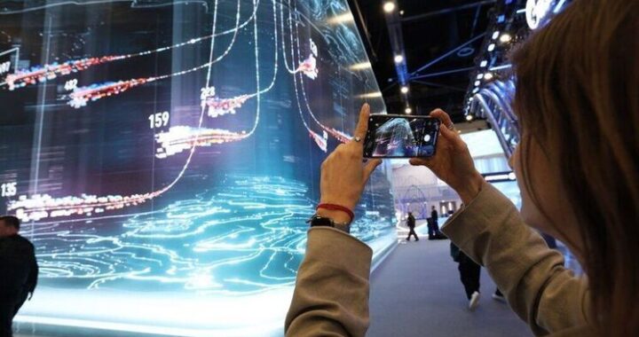 На ПМЭФ-2025 показали «цифровое ДНК» Земли