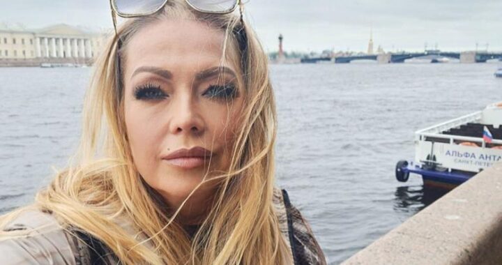 «Жена Светлакова» Живейнова рассказала, как пережила развод и смерть матери