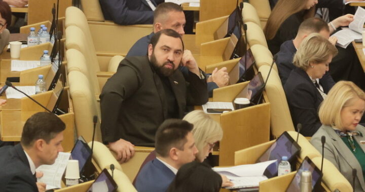 Что нового ждет россиян в сентябре: зарплаты, банкоматы, сим-карты