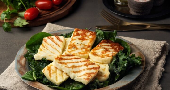 Полезен для костей и мышц: диетолог разобрала состав популярного сыра халуми