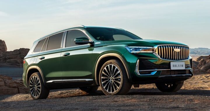 Самый популярный кроссовер Geely в России может получить революционную функцию