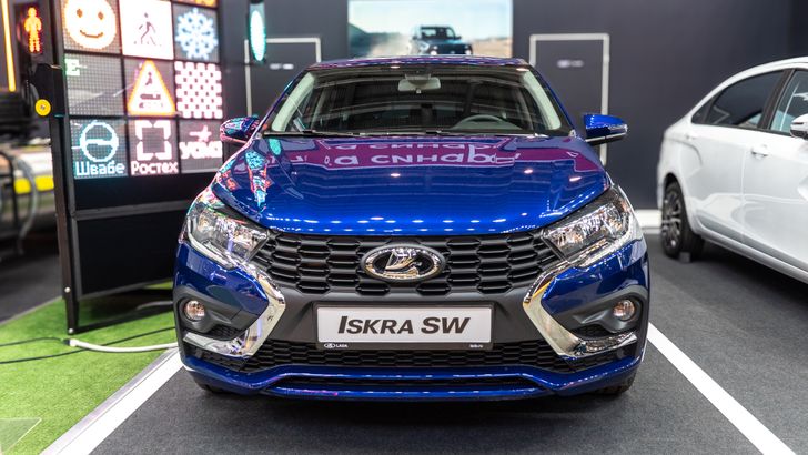 LADA Iskra SW