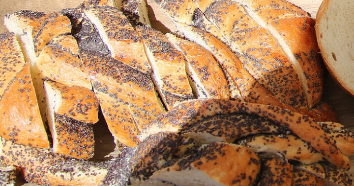 Девять рублей за два кусочка хлеба: россияне готовы переплачивать за удобство и свежесть