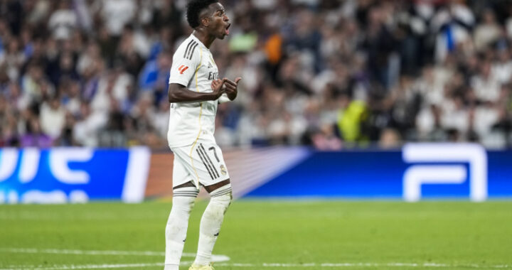 «Эмоции берут верх»: Винисиус извинился за реакцию на замену