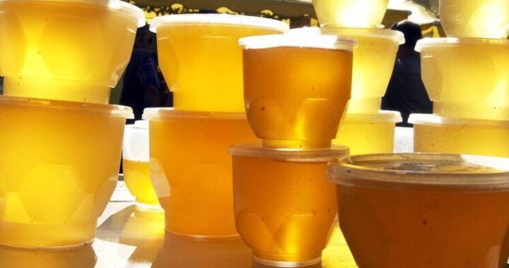 Натуральный мед с Нового года может исчезнуть с прилавков: названы причины и последствия