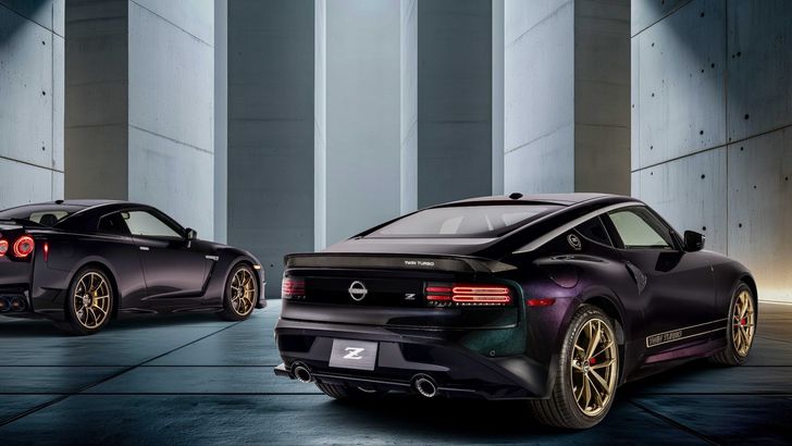 Nissan Z Heritage Edition и Nissan 300ZX