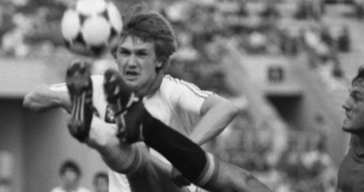 «По 5000 рублей»: экс-футболист рассказал о попытке сыграть договорной матч