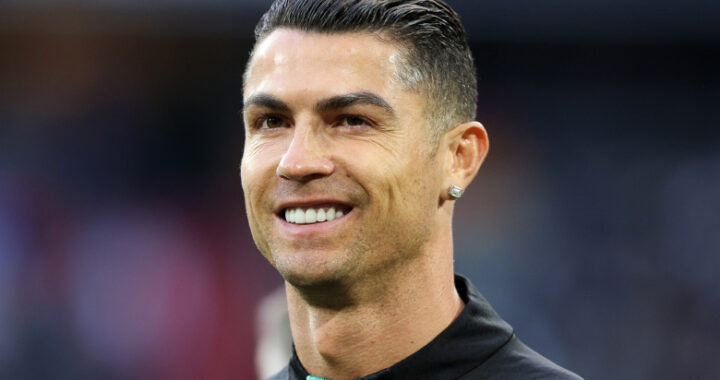 Раскрыто имя первого долларового миллиардера среди футболистов