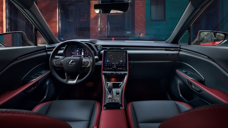 Lexus LBX в исполнении Vibrant Edition