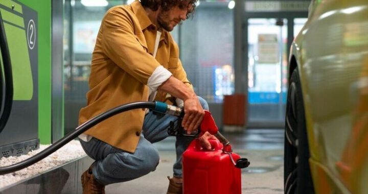 Бензин на тормозах: ждать ли новой волны подорожания на автозаправках к зиме