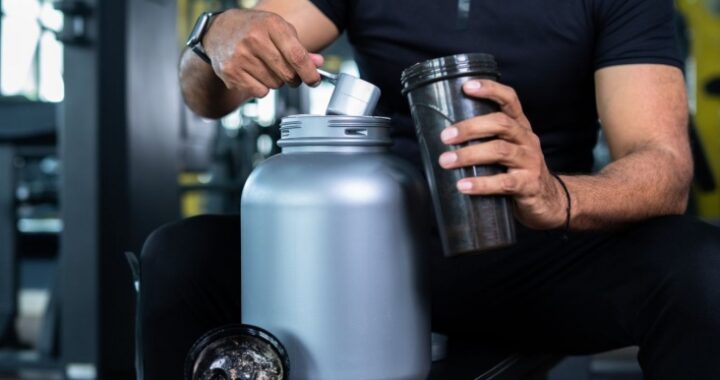 Для чего нужен гейнер спортсменам и как правильно его пить? Мнение эксперта и личный опыт