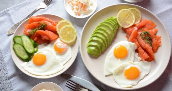 Как правильно начать день? Нутрициолог назвала идеальные комбинации для завтрака