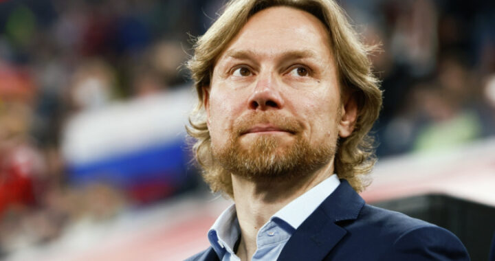 «Ничего не соображает»: ветеран ЦСКА осудил Карпина за матч против Перу