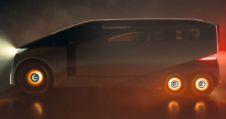 Роскошный седан Lexus превратили в шестиколесный минивэн. Вот что из этого вышло