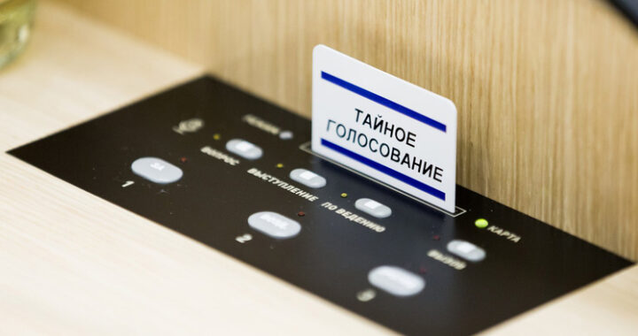 Самозанятость могут отменить: власти обсуждают судьбу налога на профессиональный доход