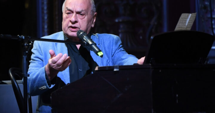 «Был замечательным»: певец Осин эмоционально высказался о смерти Оганезова