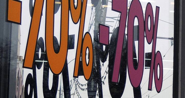 Цена лояльности: схватка банков и маркеплейсов за клиентов грозит ростом цен