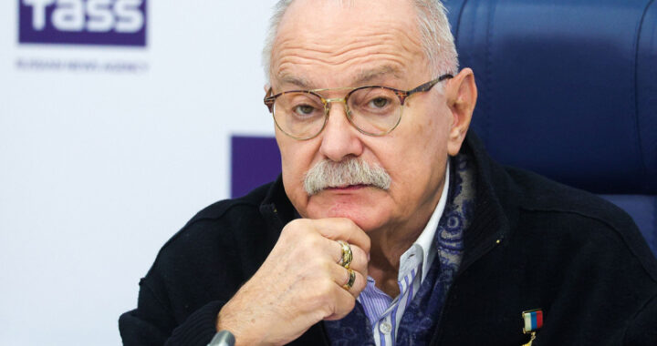 «Еще страшнее»: Михалков о проникновенном письме Ефремова после колонии