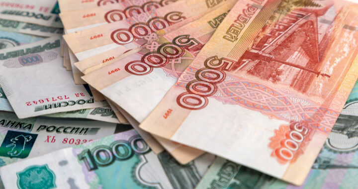 Профсоюзы предлагают увеличить МРОТ почти до 60 тысяч рублей: реальна ли инициатива