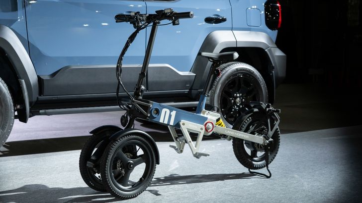 Toyota Land Hopper и Toyota Land Cruiser FJ