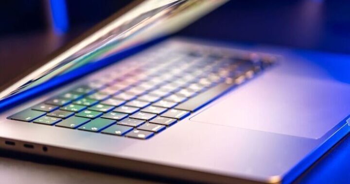 За смартфоны и ноутбуки с 2026 года придется платить больше: эксперты оценили подорожание