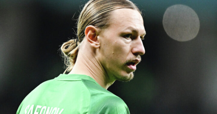 Появились новые детали о травме вратаря ПСЖ Сафонова